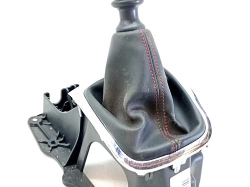 Used Gear lever RENAULT MEGANE III Grandtour (KZ0/1) 1.5 dCi (KZ09, KZ0D, KZ1G, KZ29, KZ14, KZ1W, KZ10, KZ1F,... (110 hp) 31011448