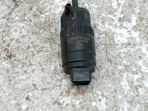 Washer pump PEUGEOT BOXER Van 2.2 BlueHDi 140 | BP37289233E24 - Image 2