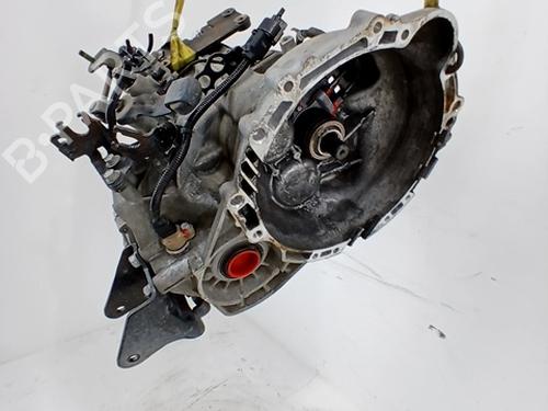 Gearkasse KIA CARENS III MPV (UN) 2.0 CRDi 140 (140 hp) 29990935