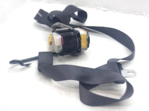 Used Front right seatbelt Front right seatbelt HONDA CIVIC VII Hatchback (EU, EP, EV) 1.6 i (EP2, EU8, EU6) (110 hp) 33762483 33762483