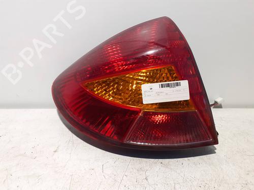 Used Left taillight KIA RIO I Saloon (DC_) 1.5 16V (98 hp) 25460310