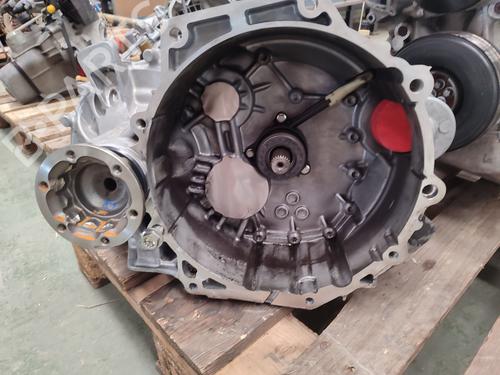 Used Gearbox VW GOLF VIII (CD1, DA1) 2.0 TDI (116 hp) 23375129