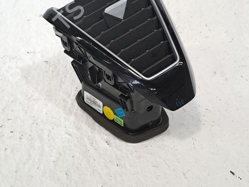 Used Air vent DS DS 7 Crossback (J4_, JR_, JC_) 1.6 PureTech 180 (J45GFR) (180 hp) 27557232