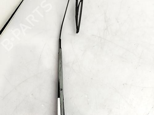 Used Front windshield wiper arm Front windshield wiper arm 37592507 37592507
