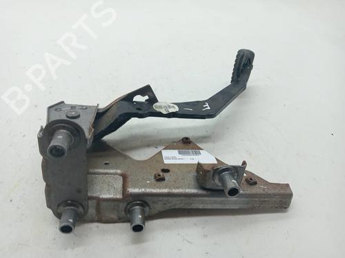 Used Break pedal NISSAN MICRA III (K12) 1.2 16V (80 hp) 23348871