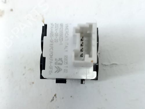 Used Headlight switch Headlight switch CITROËN BERLINGO Box Body/MPV (K9) 1.5 BlueHDi 100 (102 hp) 33761241 33761241