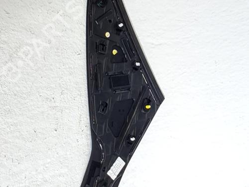 BP29558763O1 main image