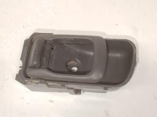 Used Front right interior door handle Front right interior door handle 37688135 37688135