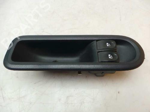 Used Left front window switch RENAULT TWINGO II (CN0_) 1.2 16V (CN0K, CN0V, CN0A) (76 hp) 23874231