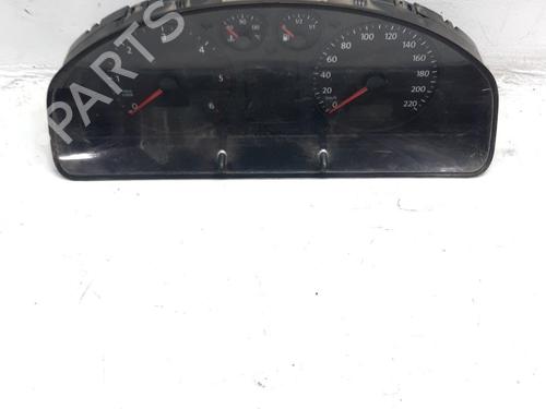 Used Instrument cluster Instrument cluster VW CALIFORNIA T5 Camper (7EC, 7EF, 7EG, 7HF, 7HC) 1.9 TDI (84 hp) 36666532 36666532