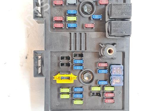 Used Fuse box CHEVROLET CAPTIVA (C100, C140) 2.0 D 4WD (150 hp) 29302528