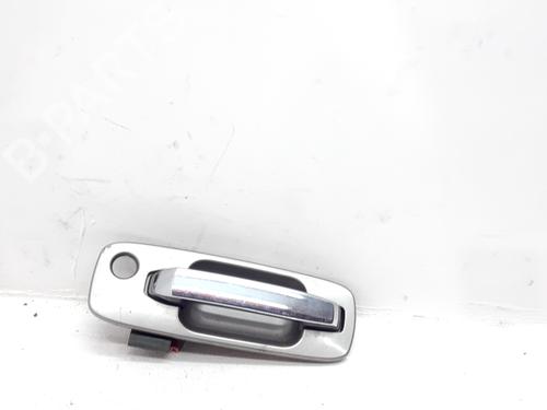 Used Front left exterior door handle NISSAN X-TRAIL I (T30) 2.5 4x4 (165 hp) 32256845