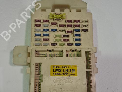 Used Fuse box HYUNDAI ix35 (LM, EL, ELH) 1.7 CRDi (116 hp) 23373278