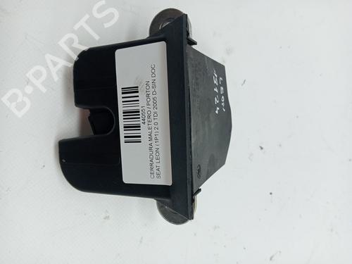 Used Tailgate lock SEAT LEON (1P1) 2.0 TDI 16V (140 hp) 23353573