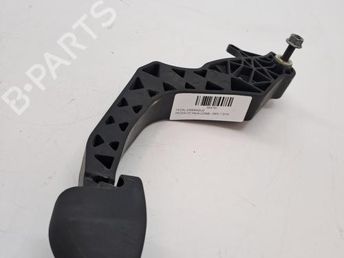 Clutch pedal SKODA SUPERB II (3T4) 1.6 TDI | BP23362158I13 