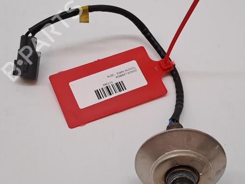 Used Electronic sensor TOYOTA YARIS (_P13_) 1.5 Hybrid (NHP130_, NHP130) (101 hp) 23366544