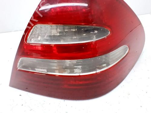 Used Right taillight Right taillight MERCEDES-BENZ E-CLASS (W211) E 220 CDI (211.006) (150 hp) 34153955 34153955