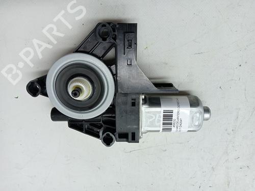 Used Right front window motor VOLVO XC60 II (246) D3 (150 hp) 23356594