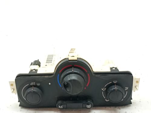 Climate control RENAULT CLIO III (BR0/1, CR0/1) 1.2 Ethanol (CR1U, BR1U) | BP33762294I5 - Image 3