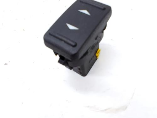 hjre-fortil-elrude-kontakt-ford-kuga-i-2008-2009-2010-2011-2012-36767630 main image