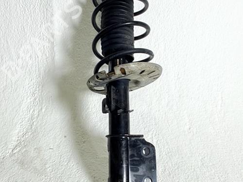 Used Right front shock absorber PEUGEOT 308 II (LB_, LP_, LW_, LH_, L3_) 1.5 BlueHDI 100 (102 hp) 30772207