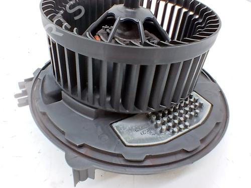 Used Heater blower motor Heater blower motor SKODA OCTAVIA III (5E3, NL3, NR3) 2.0 TDI (150 hp) 36666577 36666577