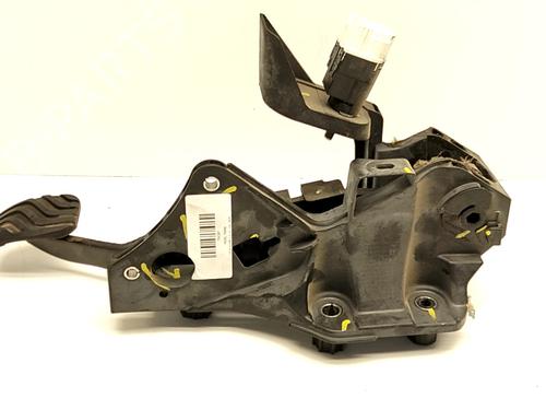 Break pedal DACIA DUSTER (HM_) 1.5 dCi 110 (HMAB) | BP30801595I19