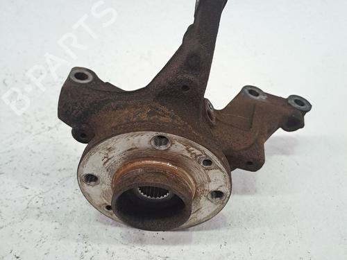 Used Right front steering knuckle DACIA SANDERO III 1.0 TCe 90 (91 hp) 26574966