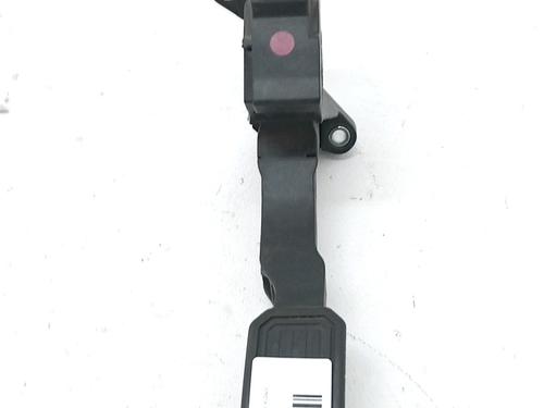 pedal-toyota-auris-_e15_-2006-2007-2008-2009-2010-2011-2012-2013-36036353 main image