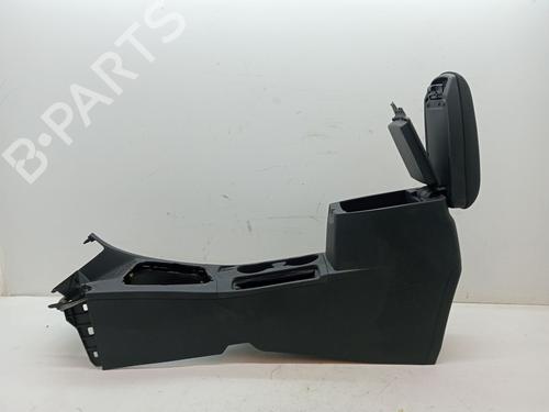 Used Armrest / Center console TOYOTA AURIS (_E18_) 1.4 D-4D (NDE180_, NDE180R) (90 hp) 23354959