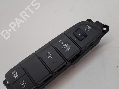 Used Headlight switch HYUNDAI i30 (PDE, PD, PDEN) 1.5 (110 hp) 23365684