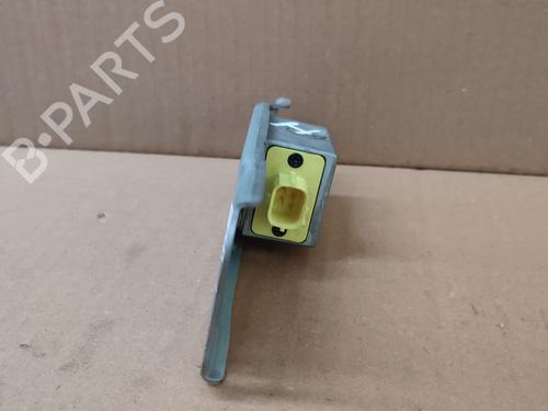 Used Electronic module LEXUS IS I (_E1_) 200 (GXE10) (155 hp) 23346786
