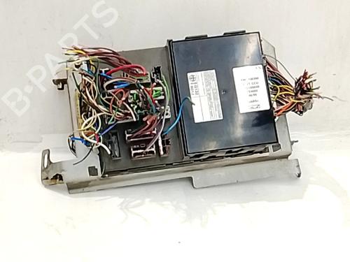 Used Fuse box Fuse box LAND ROVER FREELANDER I (L314) 2.0 DI 4x4 (98 hp) 34613355 34613355