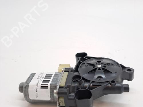 Right front window motor SEAT LEON (5F1) 1.5 TGi | BP23362778E20