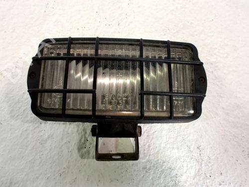 Used Left front fog light Left front fog light 38320521 38320521