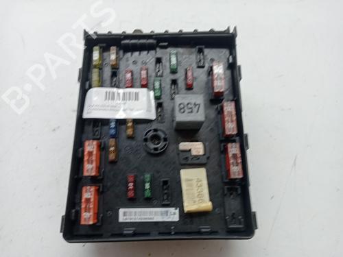 Zekeringkast VW PASSAT B6 (3C2) 2.0 TDI 16V (140 hp) 23354303