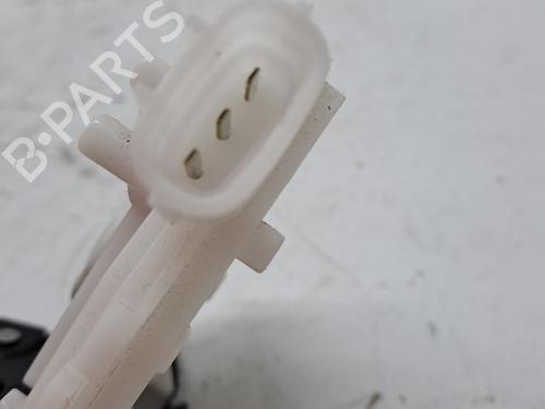 Tailgate lock TOYOTA YARIS (_P13_) 1.0 (KSP130_, KSP130) | BP23375673C101 