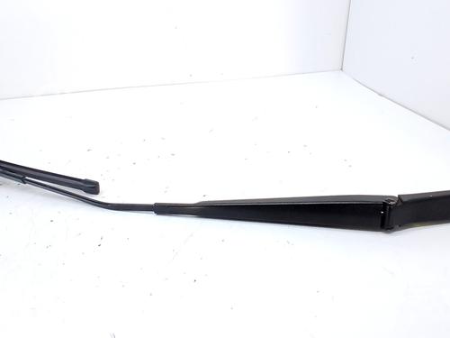 Used Front windshield wiper arm Front windshield wiper arm AUDI A1 Sportback (8XA, 8XF) 1.6 TDI (90 hp) 33771841 33771841