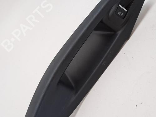 Used Right rear window switch FORD FOCUS III 1.5 TDCi (120 hp) 26675087
