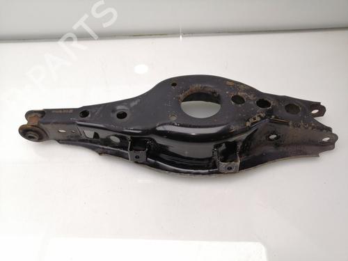Right rear suspension arm TOYOTA AURIS (_E18_) 1.6 (ZRE181_, ZRE185_, ZRE185R, ZRE181R) | BP26169295M15