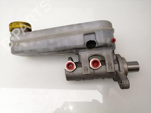 Used Brake master cylinder FIAT DUCATO Van (250_) 180 Multijet 3,0 D (177 hp) 25249142
