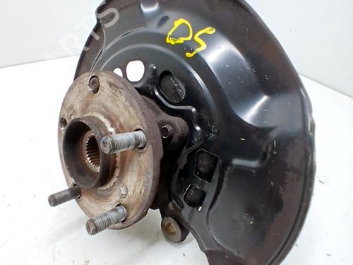 Left front steering knuckle TOYOTA AURIS (_E18_) 1.4 D-4D (NDE180_, NDE180R) | BP29991744M25