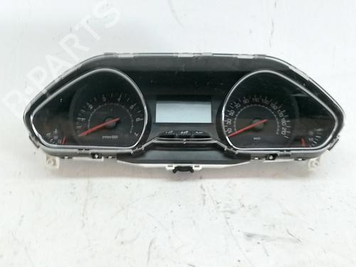 Used Instrument cluster PEUGEOT 208 I (CA_, CC_) 1.2 VTI 82 (82 hp) 31609583