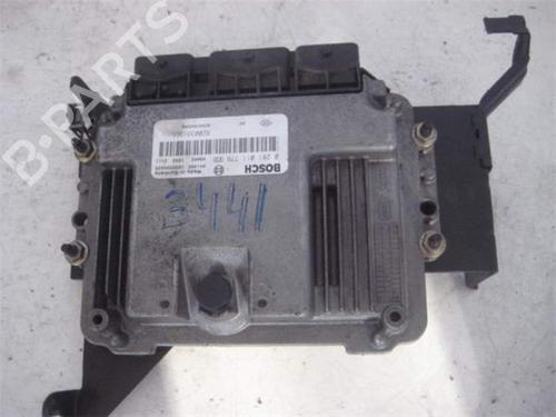 Calculateur moteur (ecu) RENAULT MEGANE II (BM0/1_, CM0/1_) 1.5 dCi (BM0F, BM0T, BM2B, CM0F, CM0T) (82 hp) 25459148