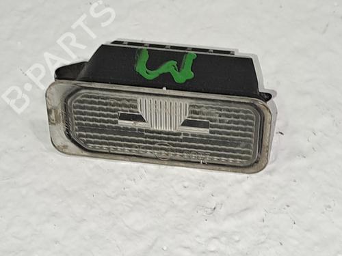 Używane Lampa oświetlenia tablicy rejestracyjnej FORD FOCUS II (DA_, HCP, DP) 1.8 TDCi (115 hp) 24108599