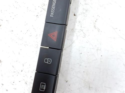 Used Warning switch Warning switch SKODA FABIA III Estate (NJ5) 1.2 TSI (110 hp) 33771984 33771984