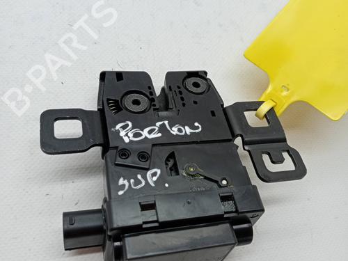Tailgate lock LAND ROVER RANGE ROVER SPORT I (L320) 3.0 D 4x4 | BP23353192C101 
