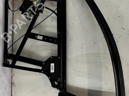 Used Front right window mechanism AUDI A6 C5 (4B2, 4B4) 1.8 T (180 hp) 31701706