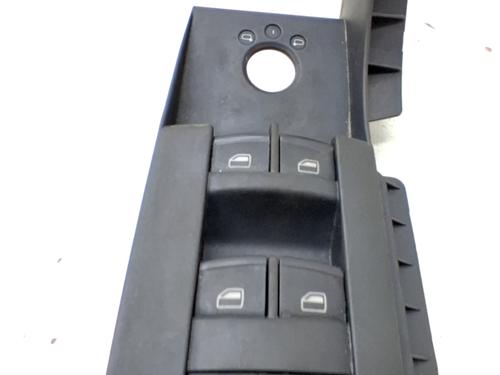 Used Left front window switch AUDI A3 (8P1) 1.6 TDI (105 hp) 32107066