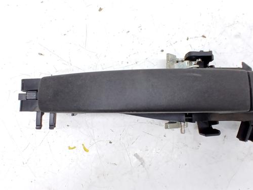 Used Front left exterior door handle Front left exterior door handle LAND ROVER FREELANDER 2 (L359) 2.2 TD4 4x4 (160 hp) 35977189 35977189